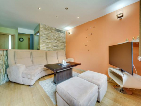 Charming two bedroom apartment - Self check in